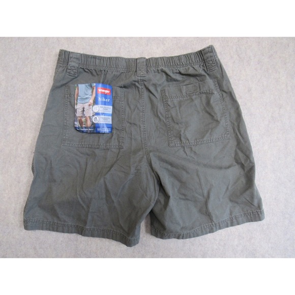 Wrangler Other - Wrangler Hiker Mens Cargo Shorts Olive Green NW941EG Size 36 New with Tags